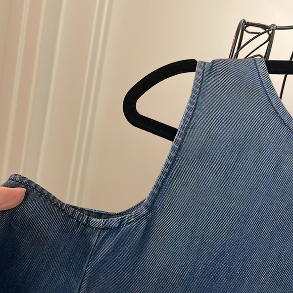 BWT NYDJ BLUE CHAMBRAY COLD SHOULDER TOP - Picture 6 of 6